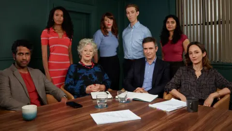 Rob Youngson The cast of Ten Percent