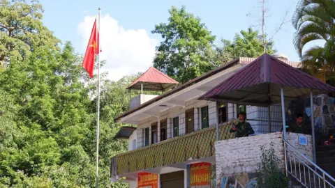 The Kokang Media MNDAA raises up its flag at Chinshwehaw