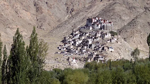 On the road to Sakti