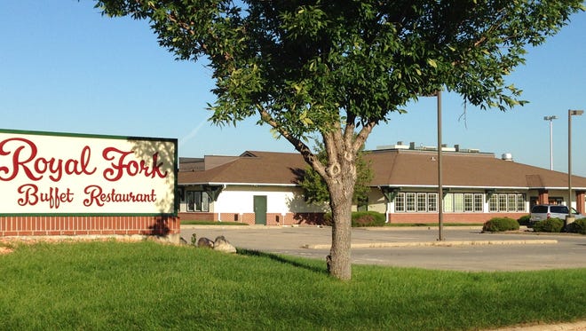 The Royal Fork buffet in southern Sioux Falls, S.D. is “closing permanently,” according to a post Monday on the restaurant’s website and social media pages. The restaurant is set to close Aug. 2, ending 39 years of service.
