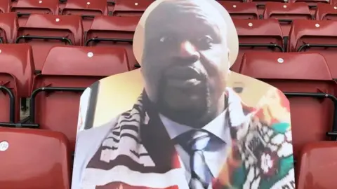 Northampton Town Football Club Shaquille O'Neal