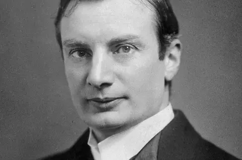 Wellcome Trust Portrait re-edit