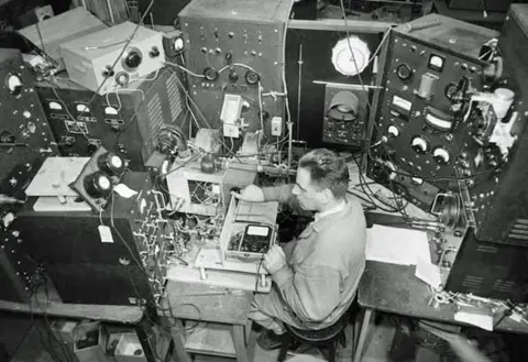 MIT Museum PH Bonnet tests magnetrons in MIT's Radlab in July 1945